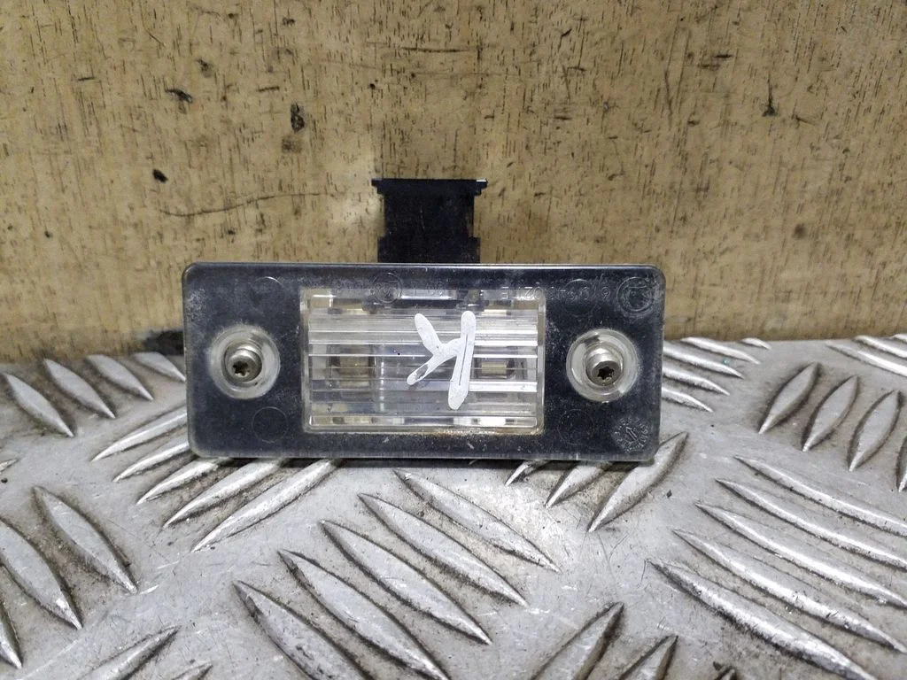 Number plate light 6Y0943021E