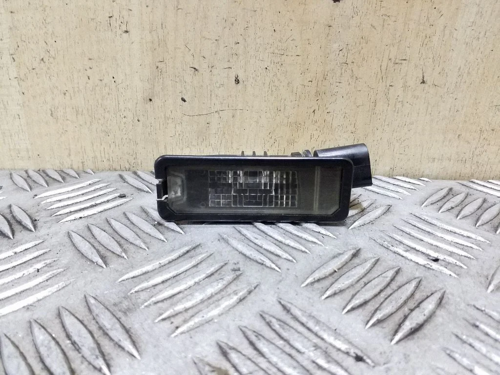 Numbrimärgi valgustus