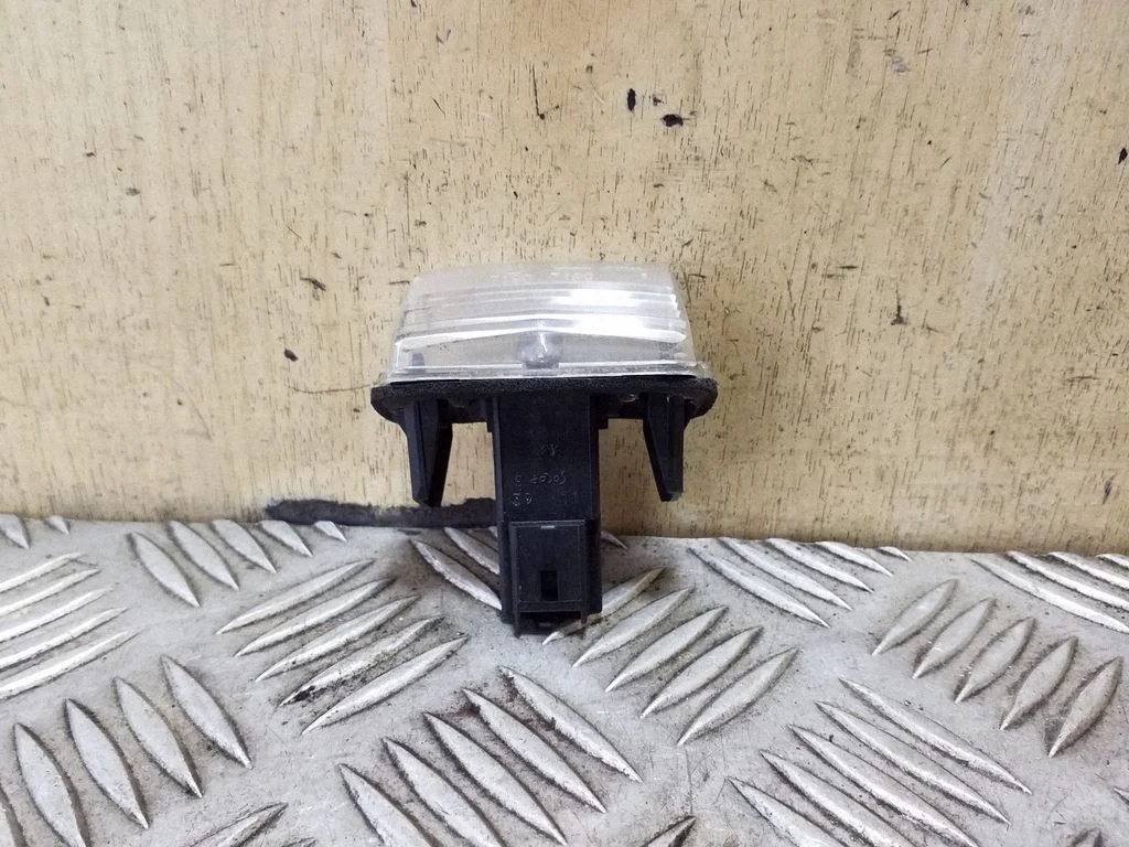 Number plate light E27190