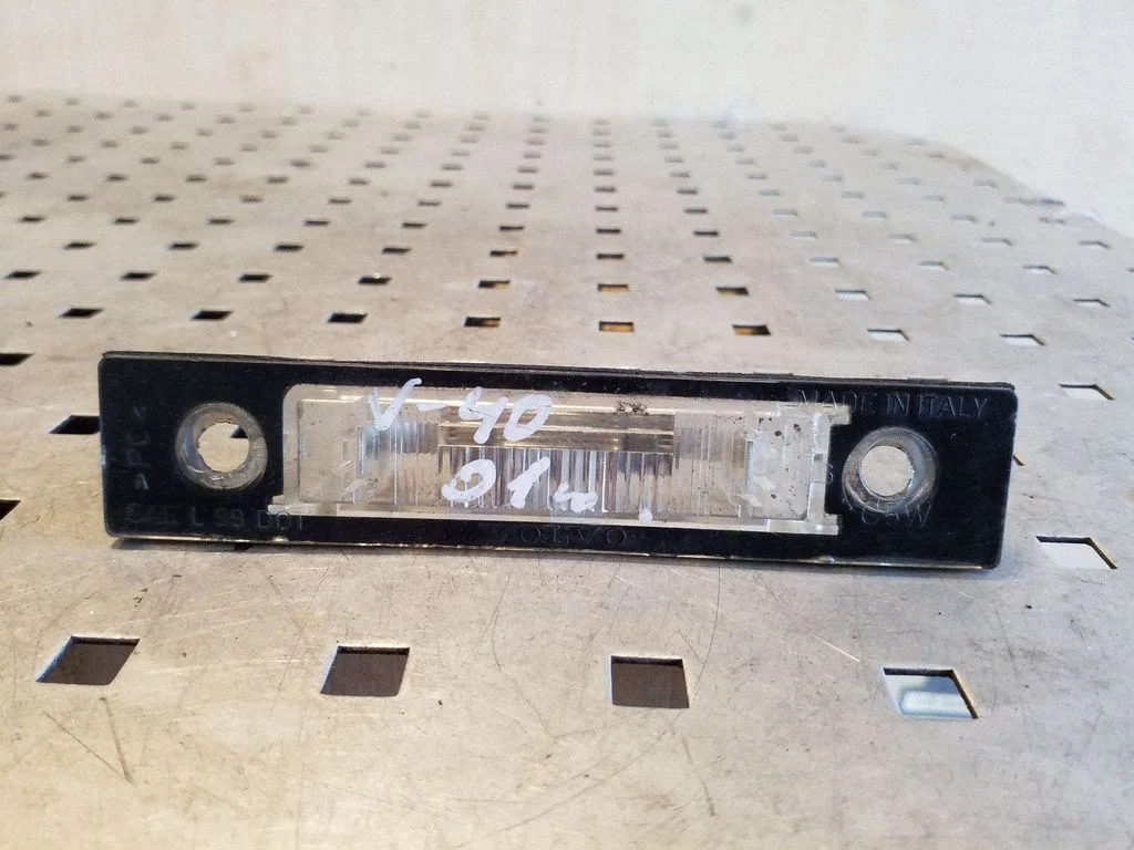 Number plate light – Volvo S40, V40 (1995-2004)