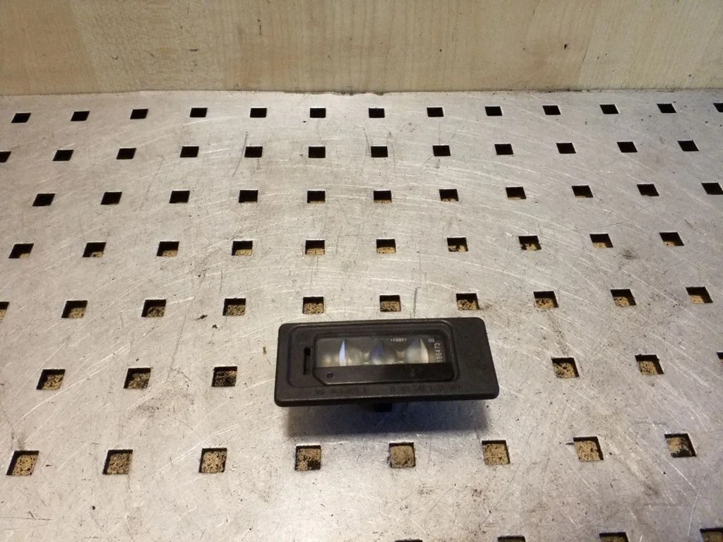 Number plate light 3AF943021A