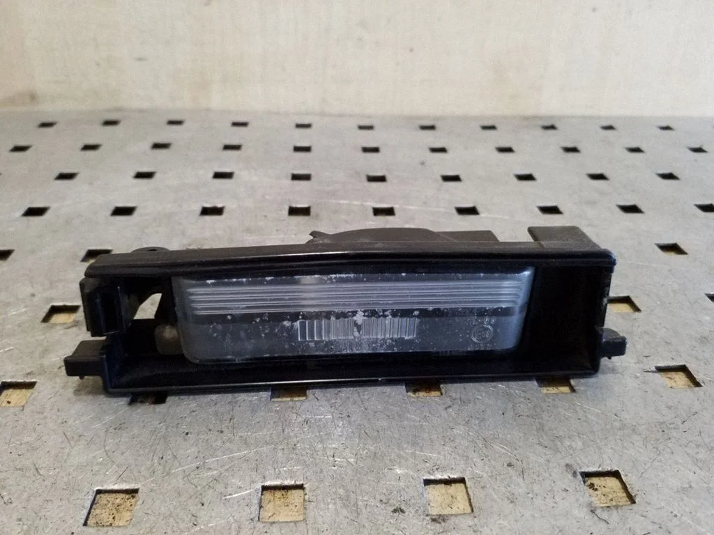 Number plate light