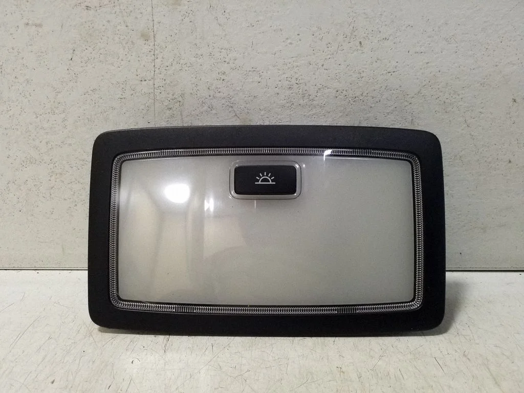 Rear seat light – Lexus NX (2014-2021)