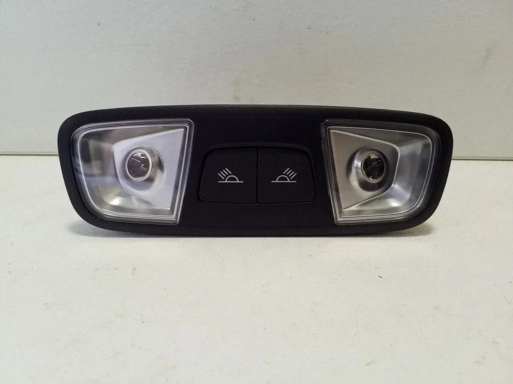 Rear seat light 8V0947111B