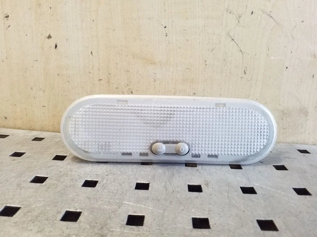 Rear seat light 8200074362