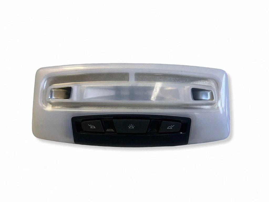 Front seat light 42927792901