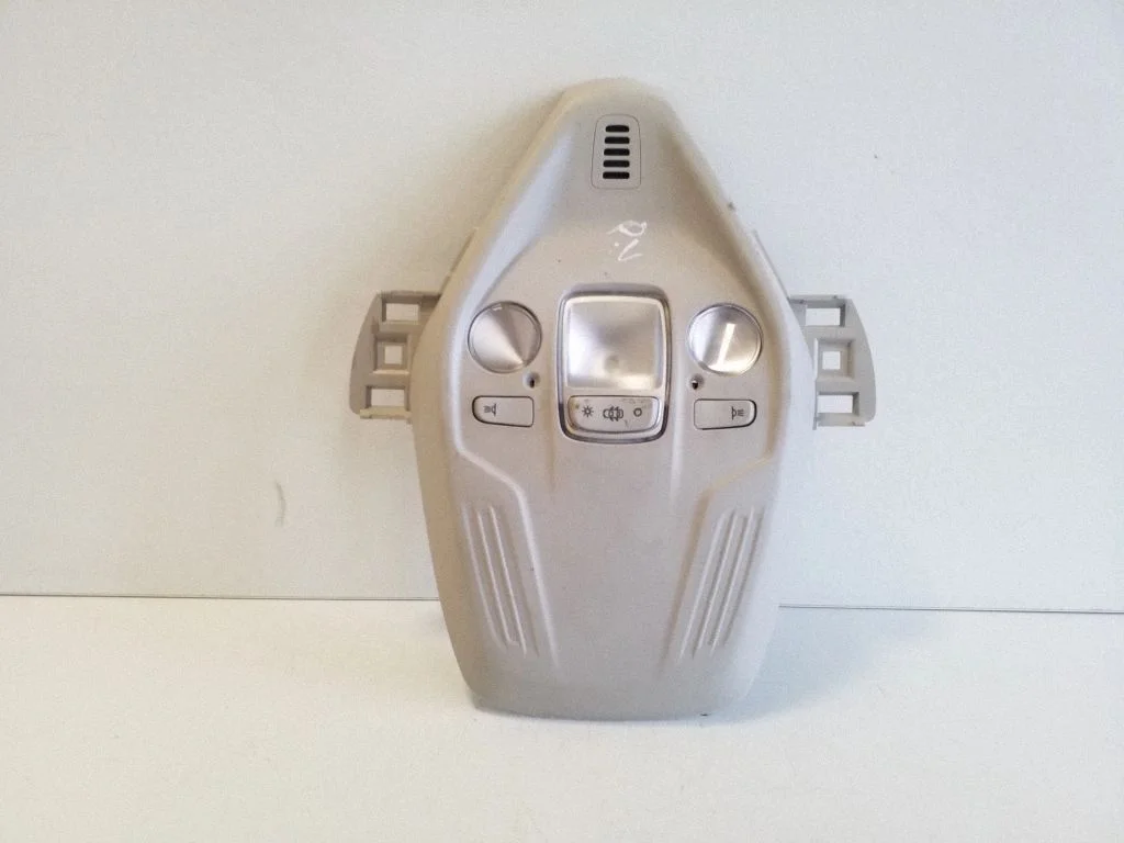 Lampka przednich siedzeń 9678124177 – Citroen C4 Grand Picasso (2013-2018)