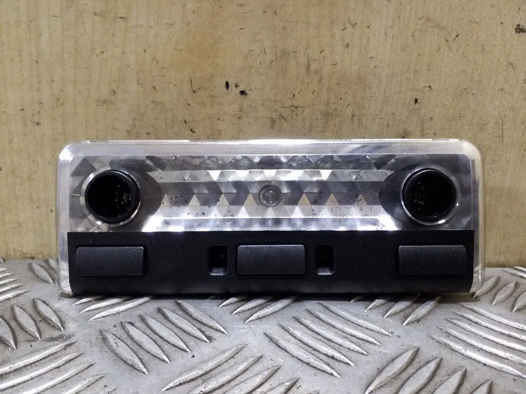 Front seat light 63316962046
