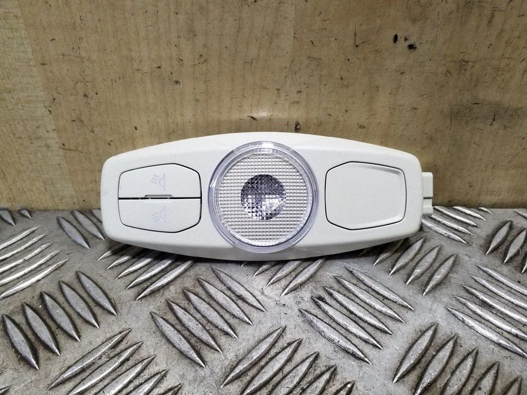 Front seat light AM5113K767BB