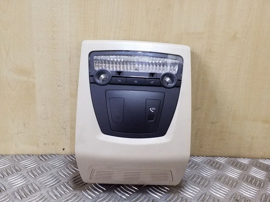 Esiistmete valgustustuli DT99650