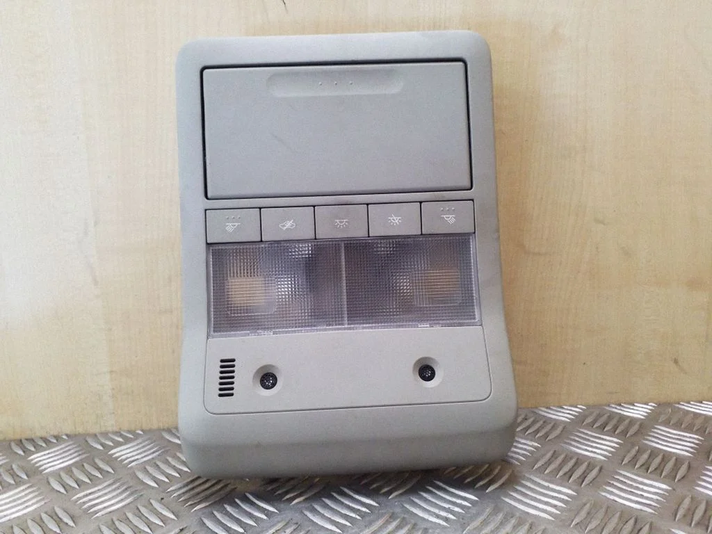 Front seat light 96673452