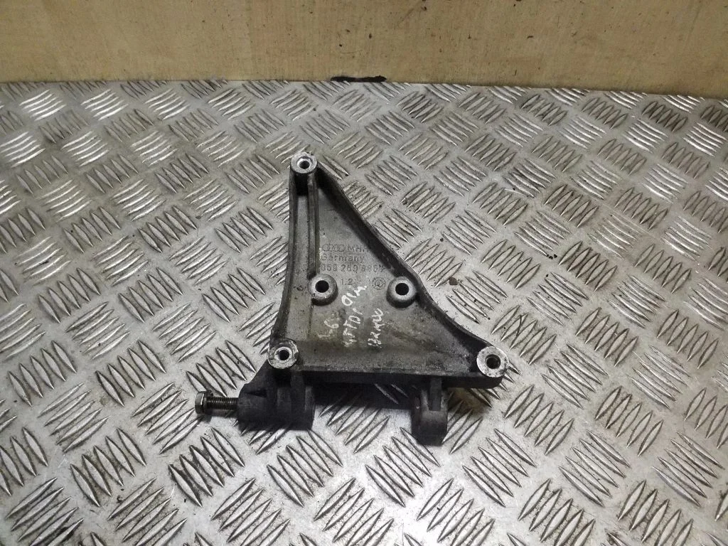 A/C compressor mount bracket – Audi A6 Allroad C5 (1999-2005)