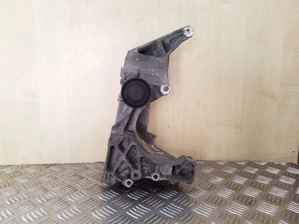 A/C compressor mount bracket 1116780263902