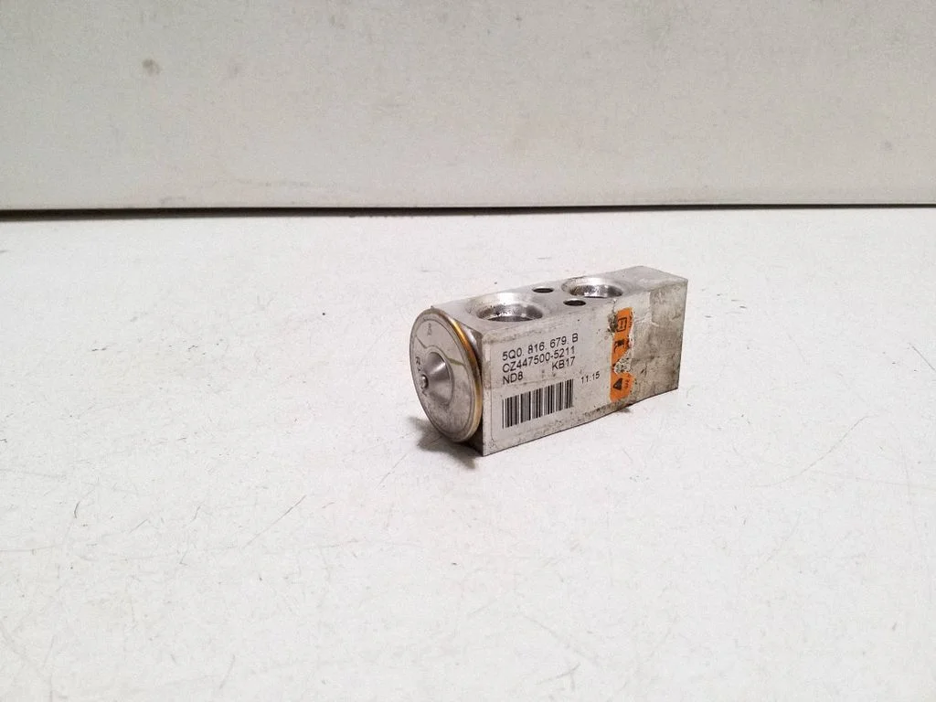 Air conditioning (A/C) expansion valve – Audi TT TTS RS Mk3 8S (2014-)
