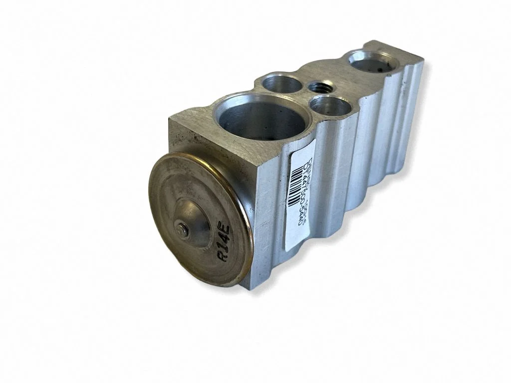 Air conditioning (A/C) expansion valve DT4475005440