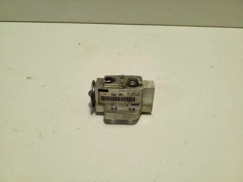 Air conditioning (A/C) expansion valve – Volkswagen Eos (2006-2010)