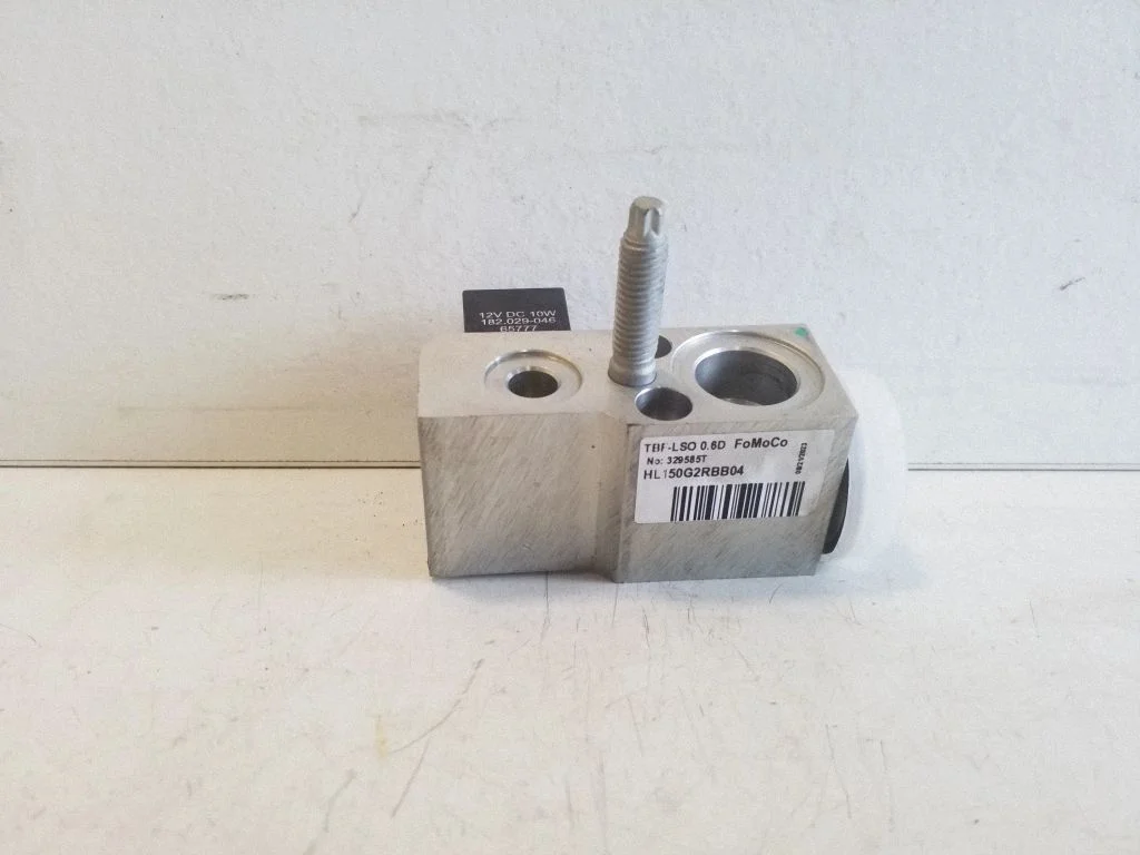 Air conditioning (A/C) expansion valve 182029046