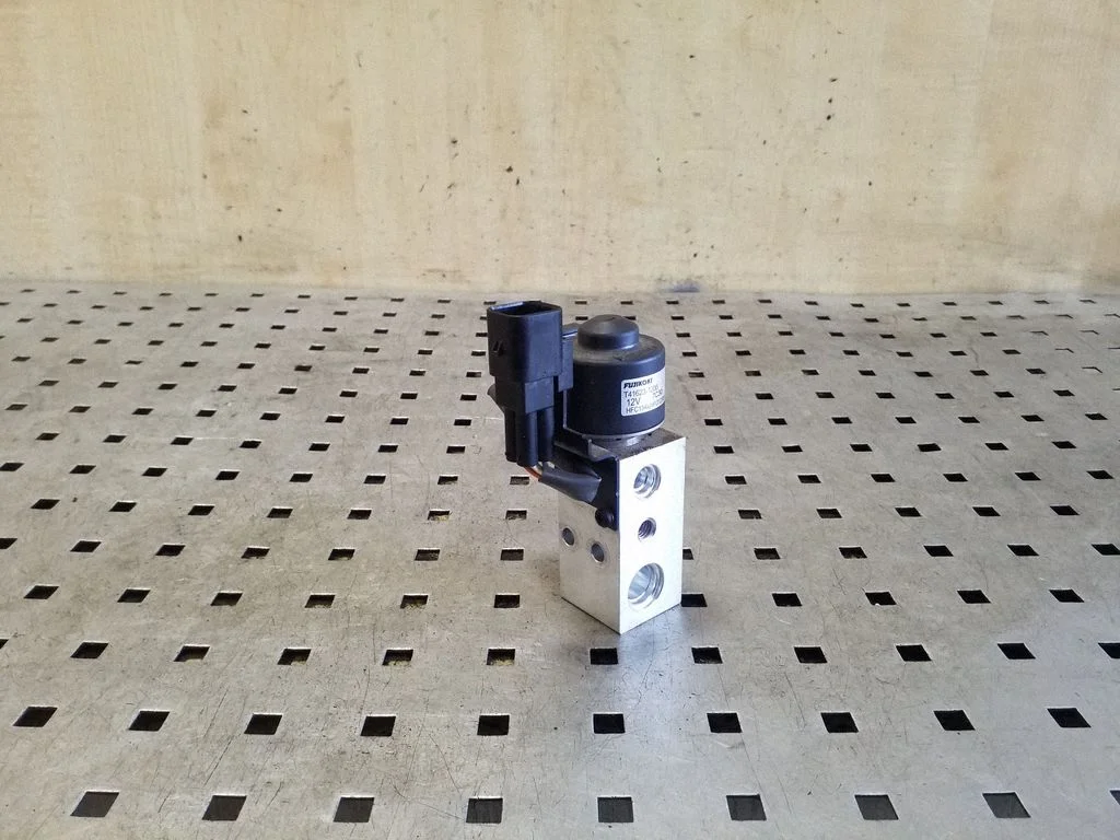 Air conditioning (A/C) expansion valve T416231200