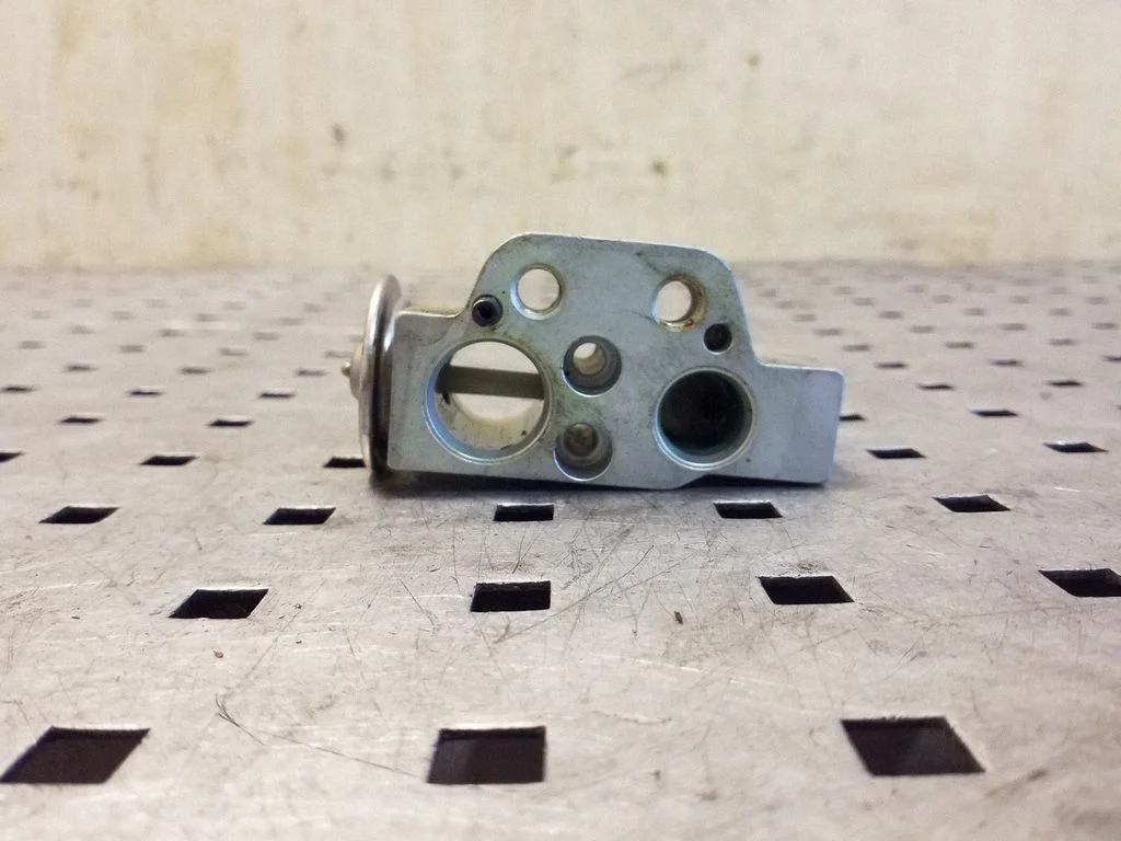 Air conditioning (A/C) expansion valve – Audi Q5 SQ5 8R (2008-2017)