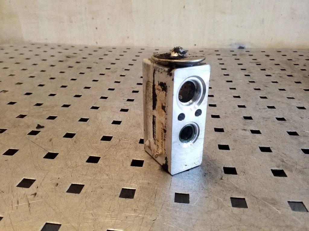 Air conditioning (A/C) expansion valve – Renault Scenic III - Grand scenic III (2009-2016)