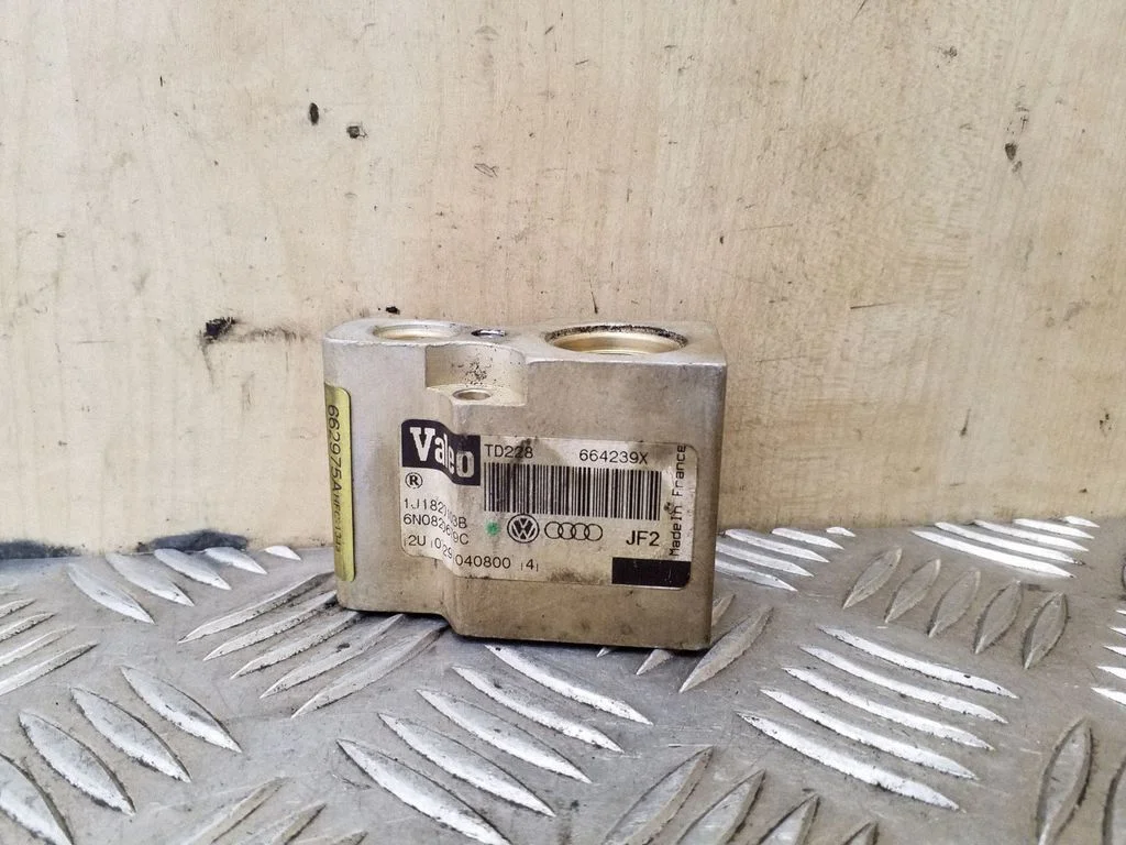 Air conditioning (A/C) expansion valve 1J1820103B