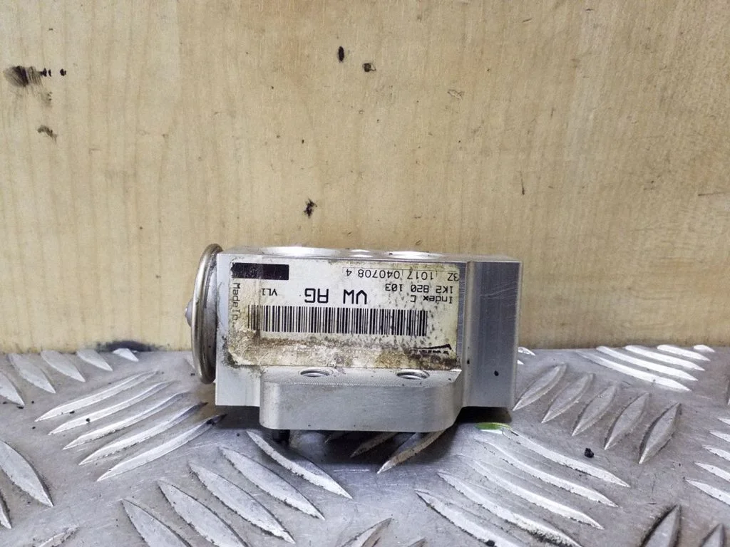 Air conditioning (A/C) expansion valve – Volkswagen Tiguan (2007-2016)
