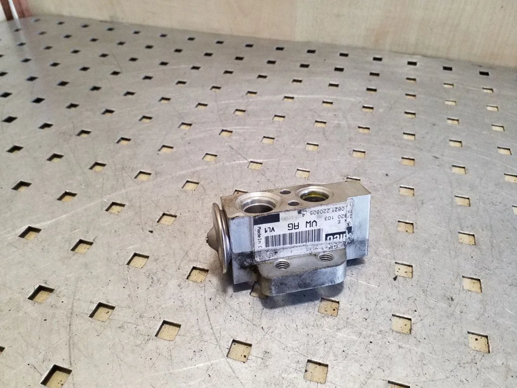 Air conditioning (A/C) expansion valve – Audi A3 S3 8P (2003-2012)