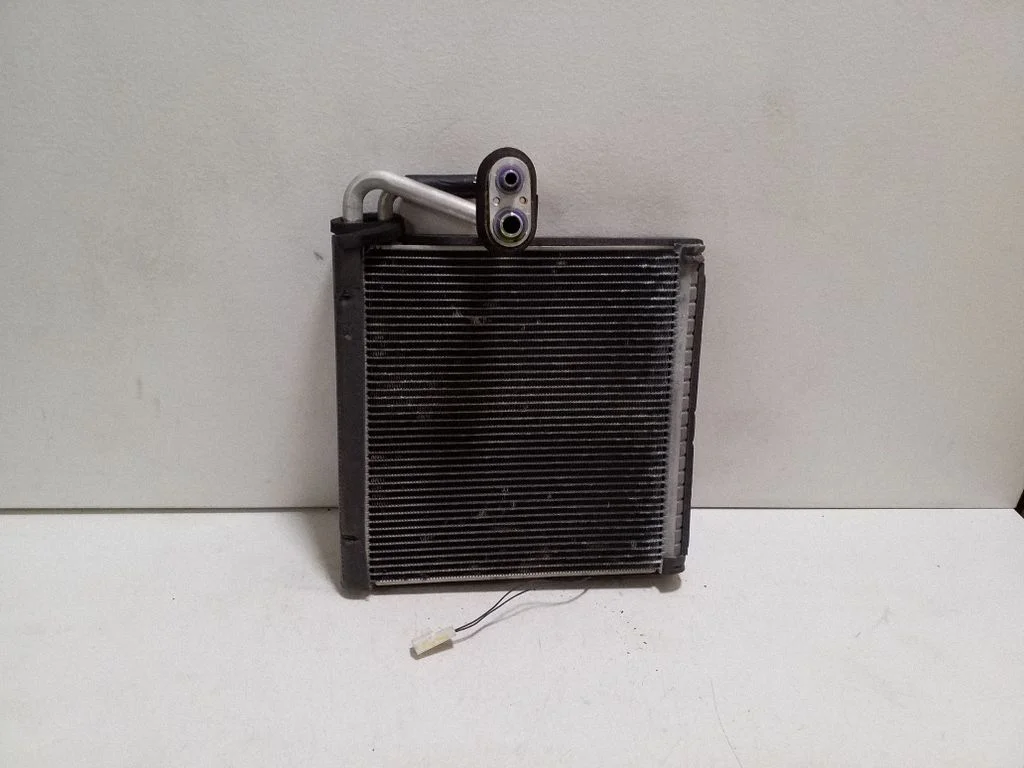 Air conditioning (A/C) radiator (interior)