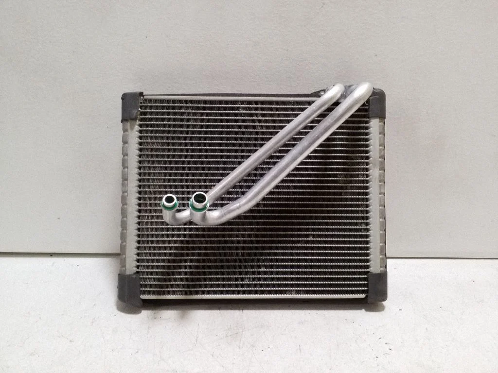 Air conditioning (A/C) radiator (interior)