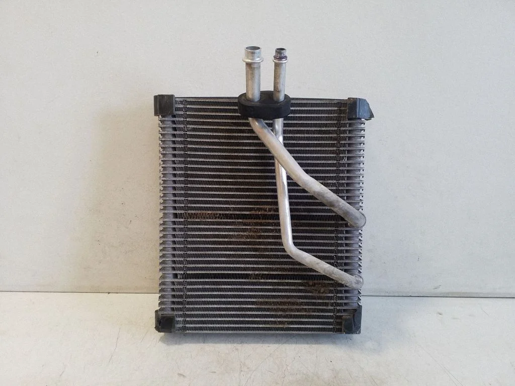 Kliimaseadme radiaator (salongis) 7P0820101A