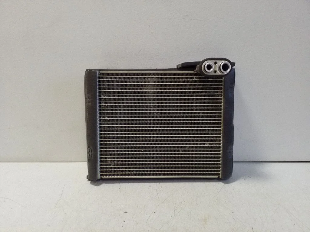 Air conditioning (A/C) radiator (interior)