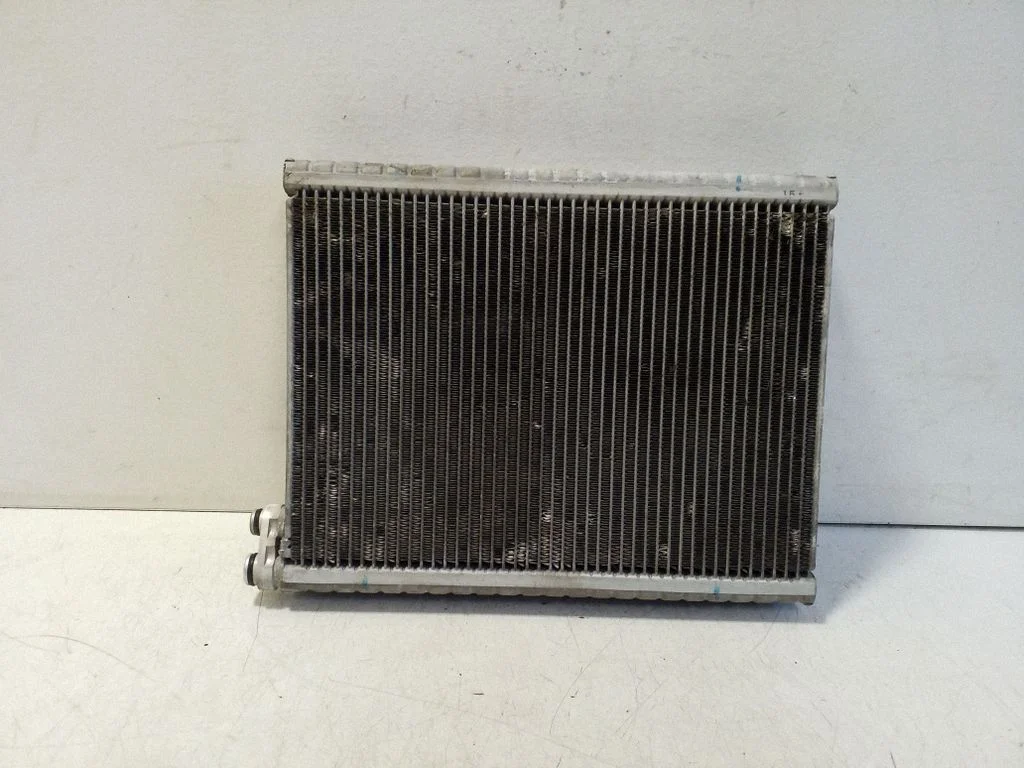 Parownik klimatyzacji – Audi A6 Allroad C6 (2006-2011)