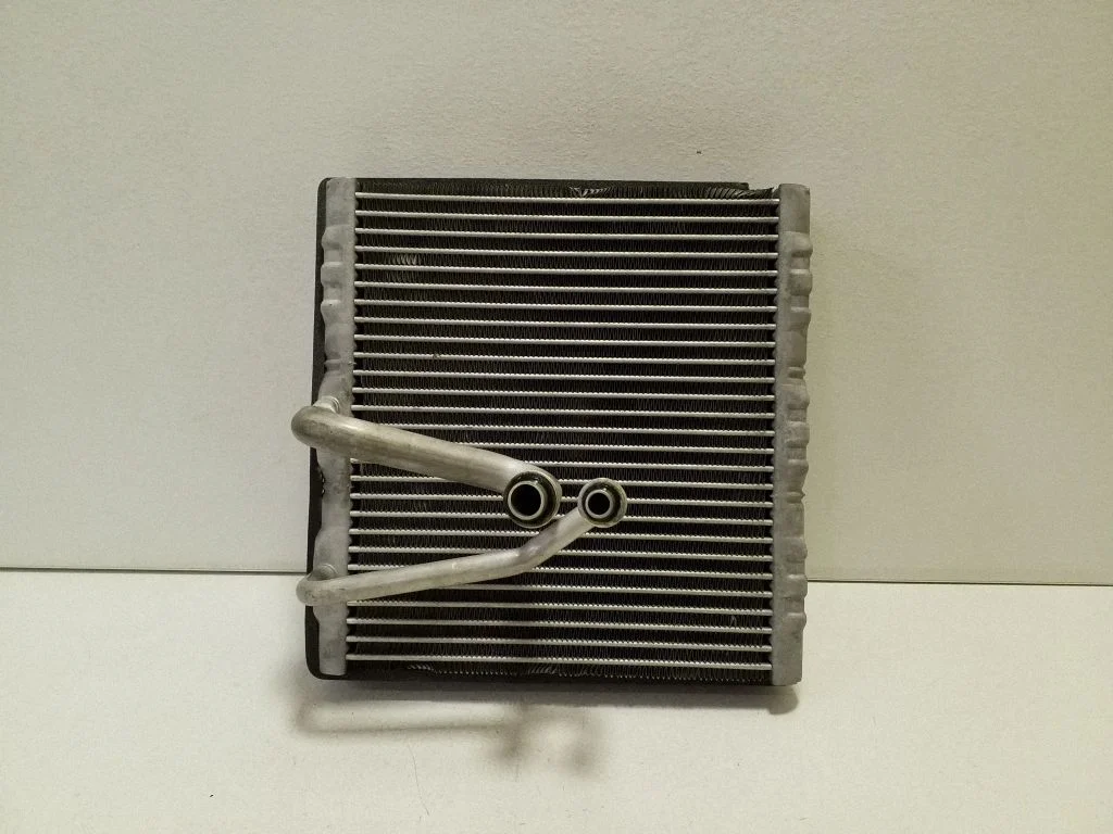 Kliimaseadme radiaator (salongis)