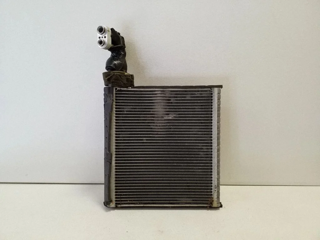 Air conditioning (A/C) radiator (interior) – Honda CR-V (2013-2016)