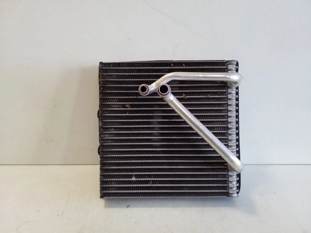 Air conditioning (A/C) radiator (interior)