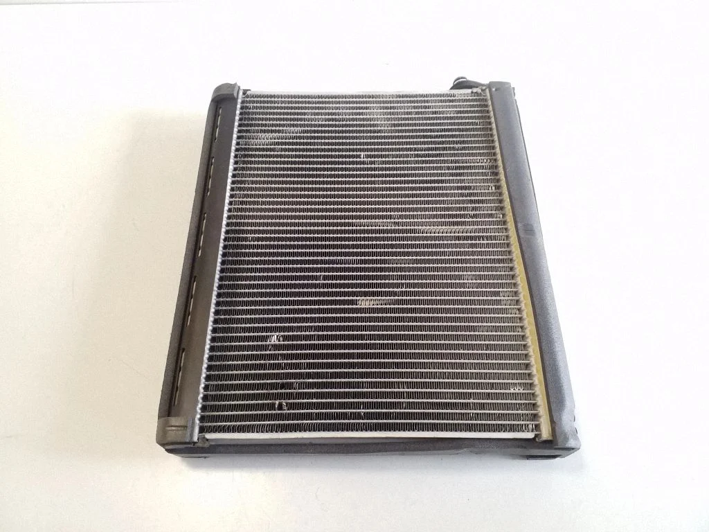 Air conditioning (A/C) radiator (interior)