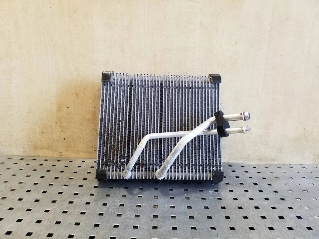 Air conditioning (A/C) radiator (interior) – Porsche Cayenne (92A) (2010-2017)