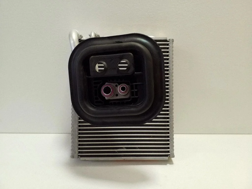 Kliimaseadme radiaator (salongis)
