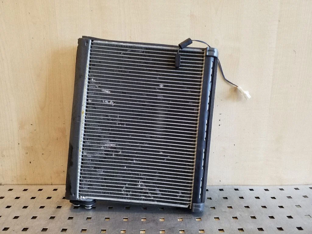Air conditioning (A/C) radiator (interior)