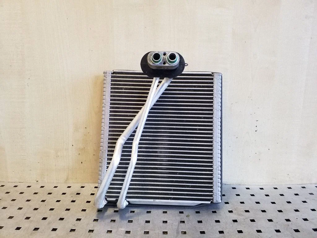 Air conditioning (A/C) radiator (interior)