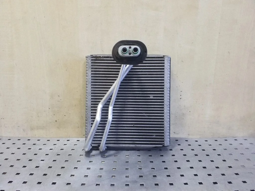 Kliimaseadme radiaator (salongis)