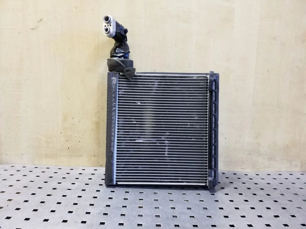 Air conditioning (A/C) radiator (interior) – Honda CR-V (2013-2016)