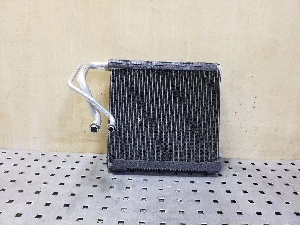 Air conditioning (A/C) radiator (interior)
