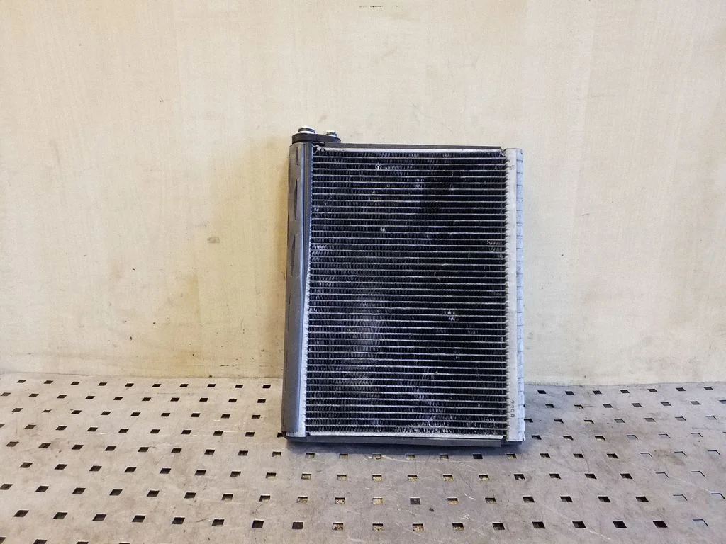Air conditioning (A/C) radiator (interior) – front