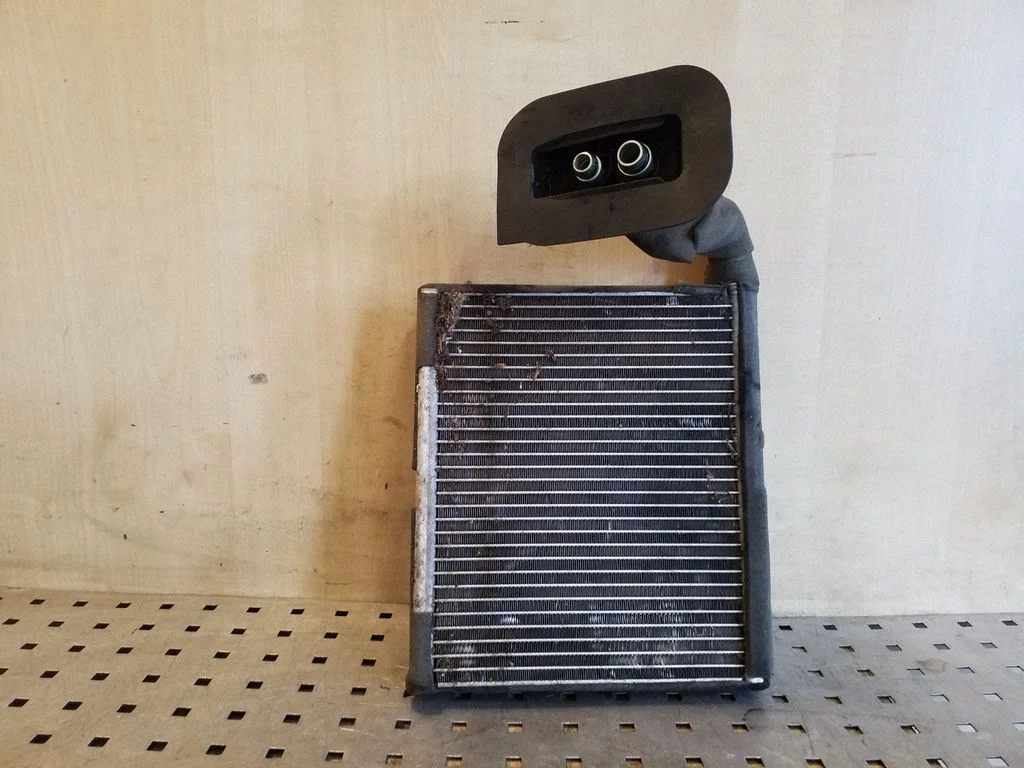 Air conditioning (A/C) radiator (interior)