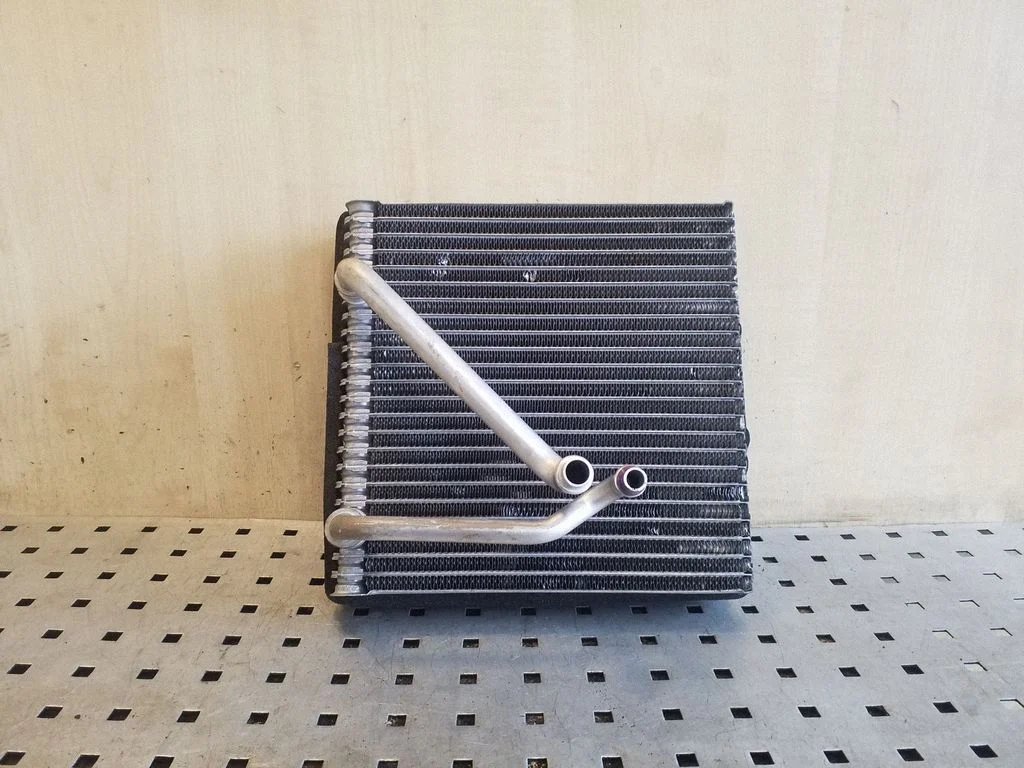 Air conditioning (A/C) radiator (interior)