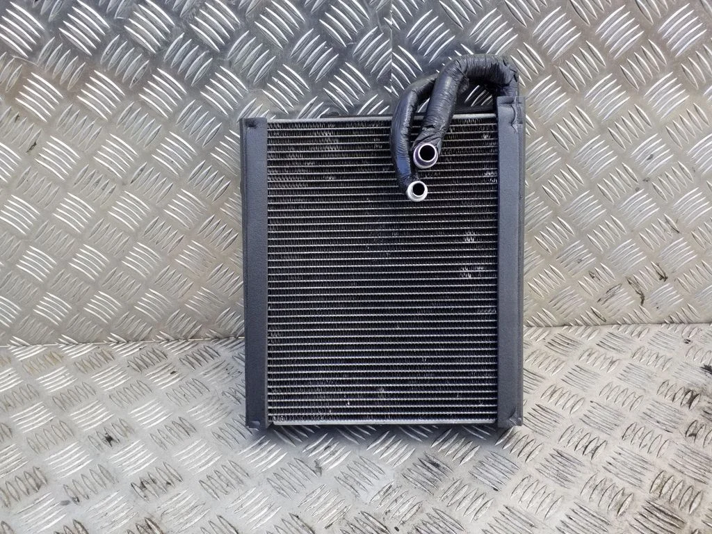 Air conditioning (A/C) radiator (interior) – Audi A8 S8 D4 4H (2010-2016)