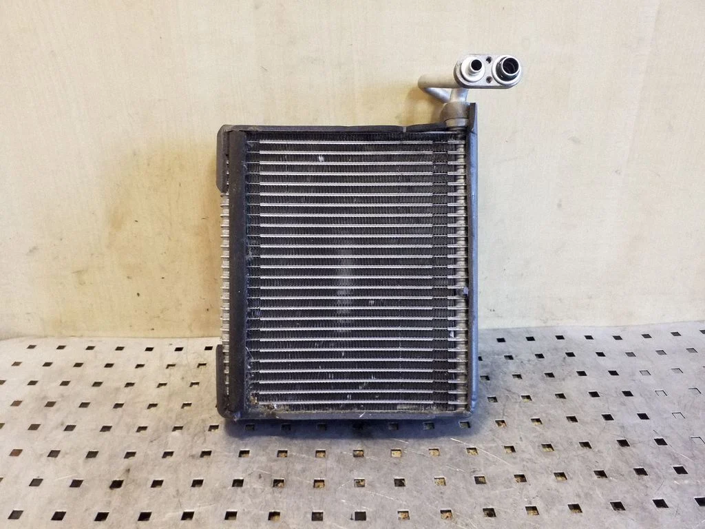 Air conditioning (A/C) radiator (interior)