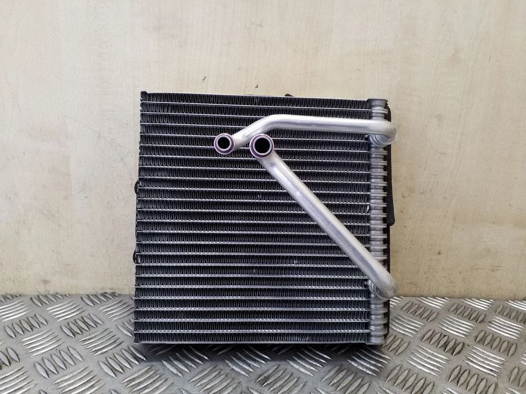 Air conditioning (A/C) radiator (interior)