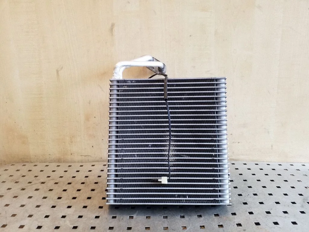Air conditioning (A/C) radiator (interior)